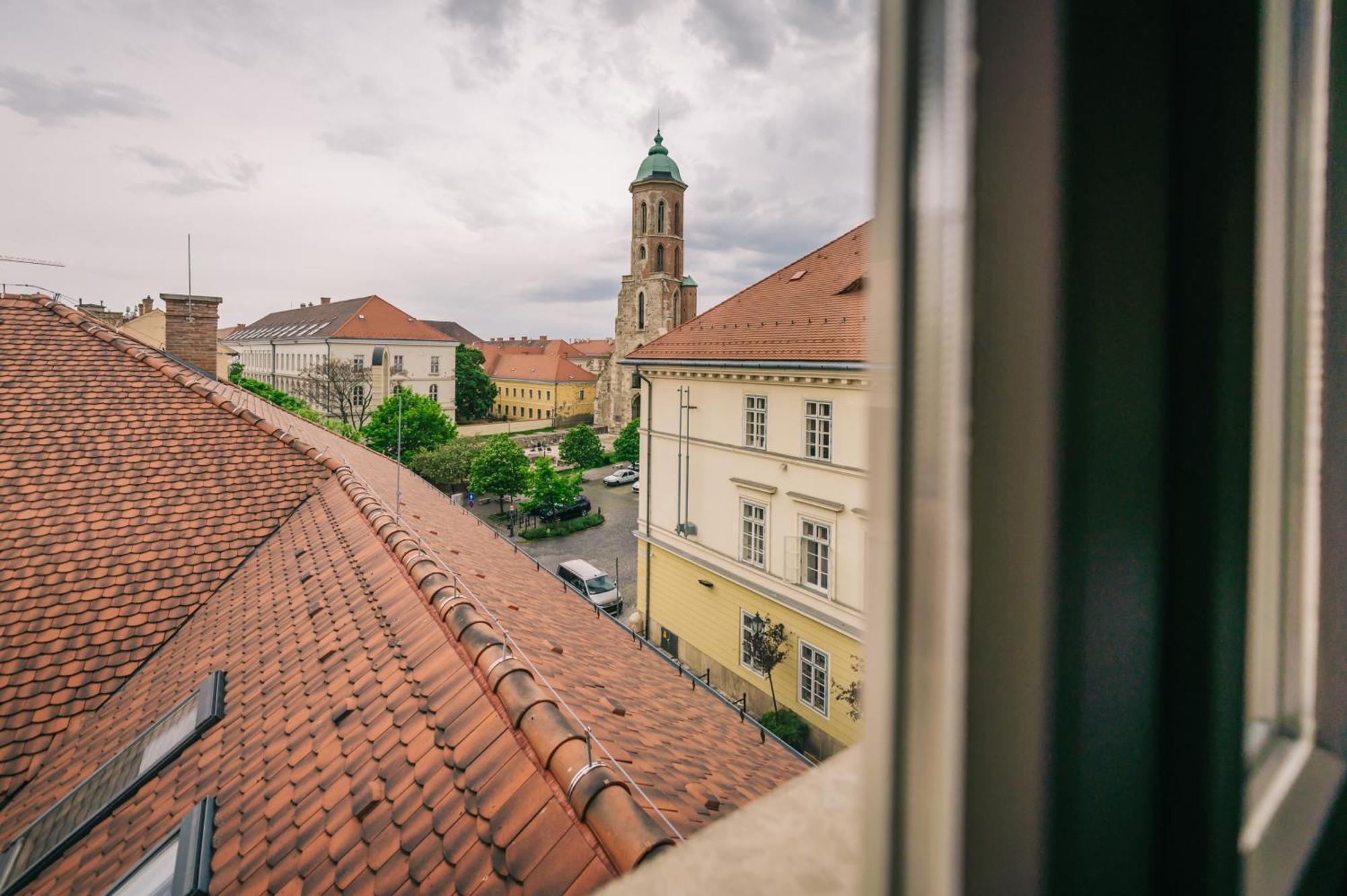 Baltazar Boutique Hotel Будапеща Екстериор снимка